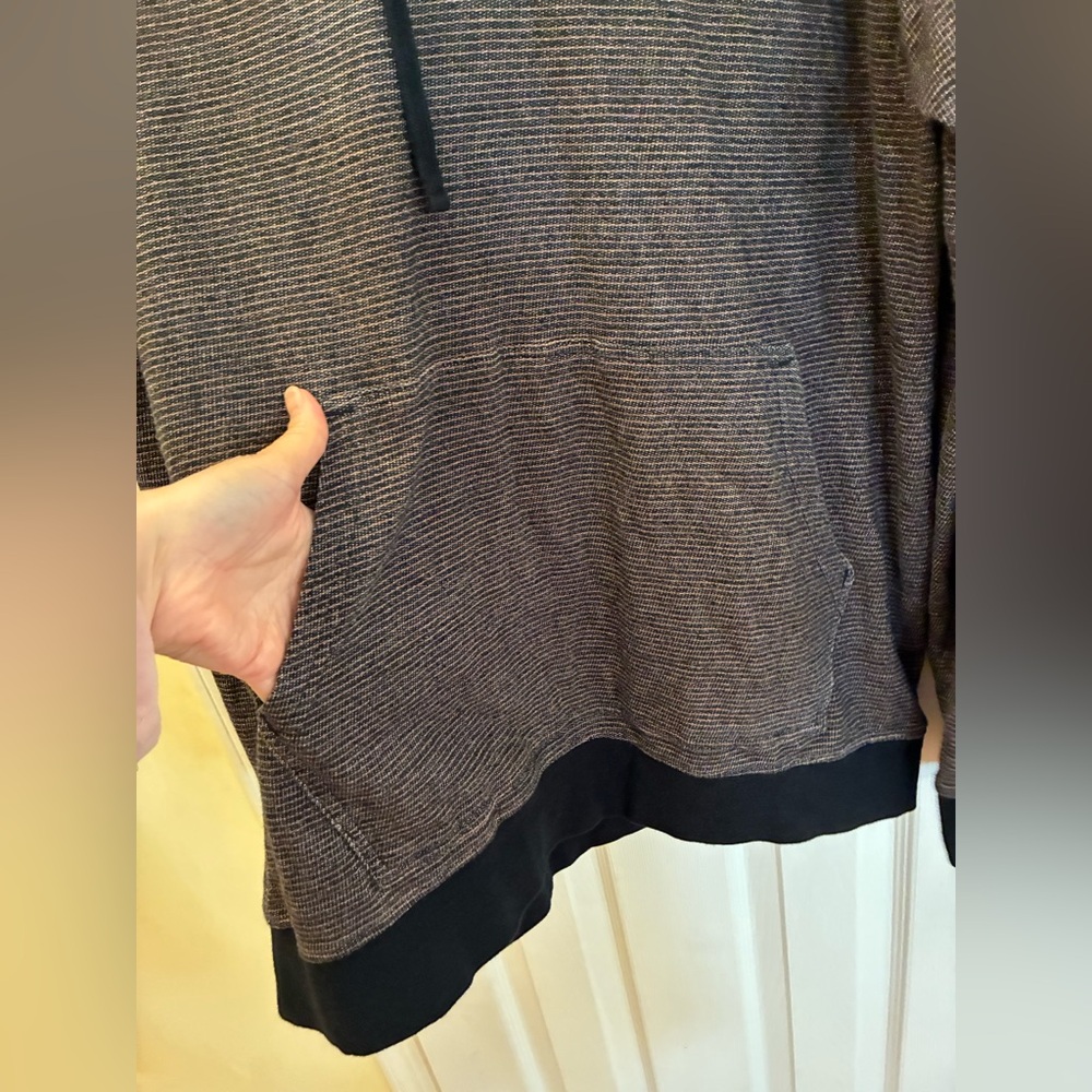 O'Neill Men's Brown & Black Hooded Striped Pullover - Picture 5 of 10